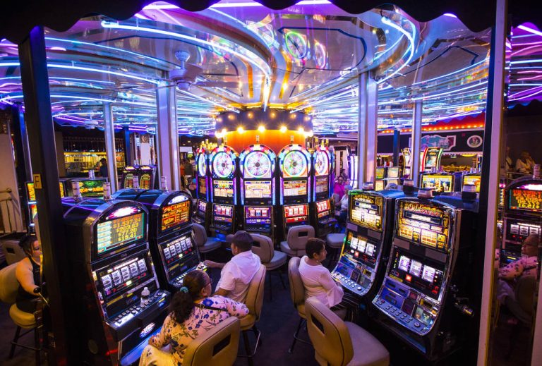 Dive into Endless Entertainment with Situs Slot Online Adventures